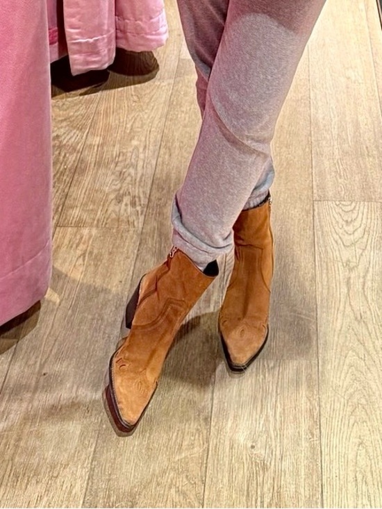 L'INTERVALLE Shoes - L’INTERVALLE Brown Suede Ankle Cowboy Boots